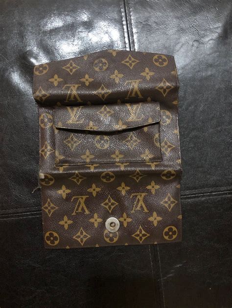 Louis Vuitton wallet serial number